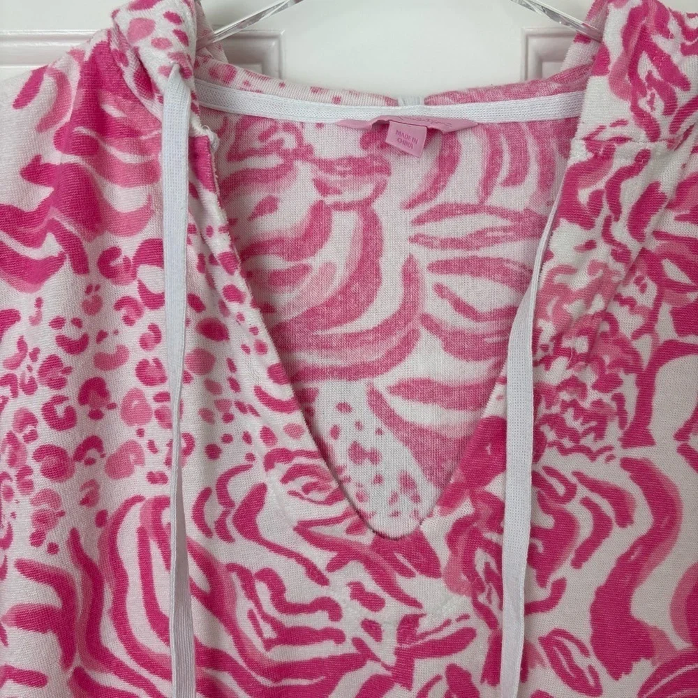 Lilly Pulitzer Megan 'Get Spotted' Tunic Hoodie Pink & White Terrycloth Cover Up - Picture 5 of 10